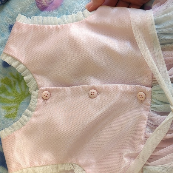 Beautiful Toddler Dress with sequins and mesh - Picture 4 of 6